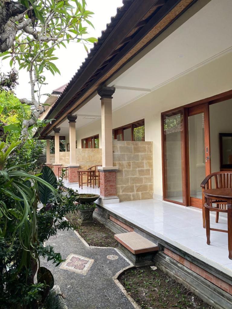 Nataliya Homestay Ubud  Ruang foto